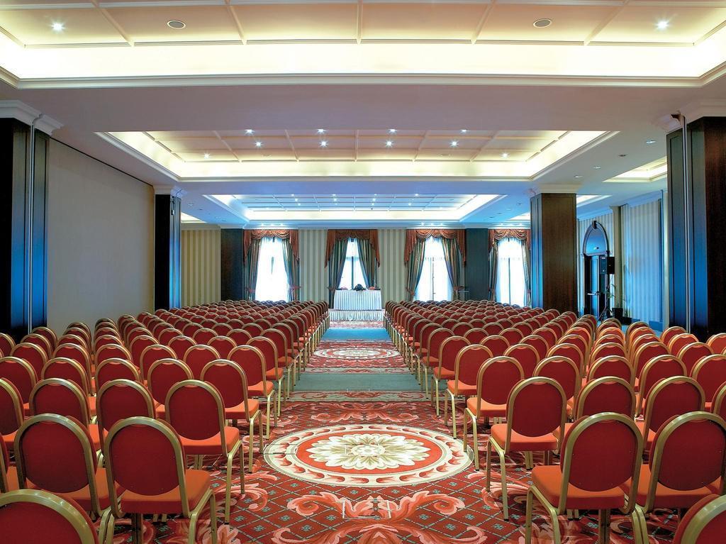 Grecotel Larissa Imperial Екстериор снимка