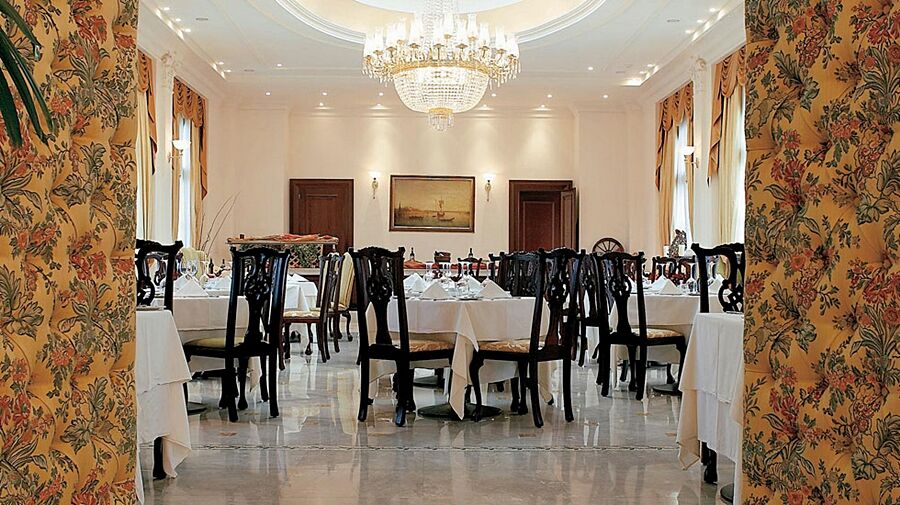 Grecotel Larissa Imperial Екстериор снимка